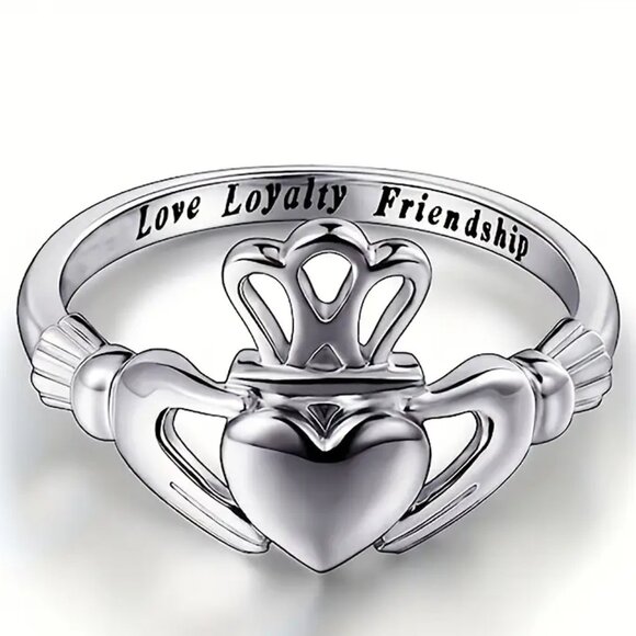 CLADDAGH RING - Picture 2 of 2